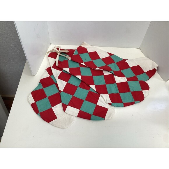 christmas stockings set of 4 patchwork quilted red, white, aqua diamond pattern - Picture 2 of 6
